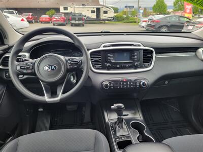 2017 Kia Sorento LX V6 - Photo 6 - Fortuna, CA 95540