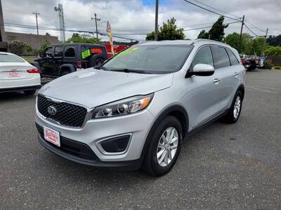 2017 Kia Sorento LX V6 - Photo 3 - Fortuna, CA 95540