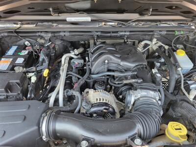 2017 Jeep Wrangler Sport   - Photo 5 - Fortuna, CA 95540