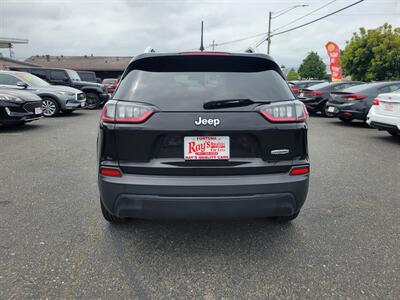 2019 Jeep Cherokee Latitude Plus - Photo 12 - Fortuna, CA 95540