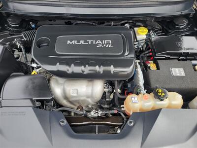 2019 Jeep Cherokee Latitude Plus - Photo 5 - Fortuna, CA 95540