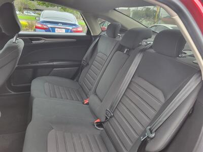 2020 Ford Fusion Hybrid SE   - Photo 8 - Fortuna, CA 95540