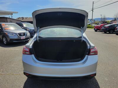 2020 Chevrolet Malibu LT   - Photo 9 - Fortuna, CA 95540