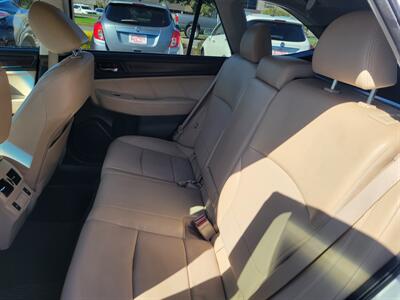 2019 Subaru Outback 3.6R Limited - Photo 8 - Fortuna, CA 95540