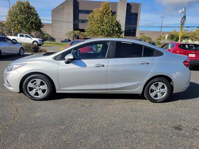 2018 Chevrolet Cruze LS Auto   - Photo 4 - Fortuna, CA 95540