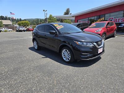 2020 Nissan Rogue Sport S   - Photo 1 - Fortuna, CA 95540