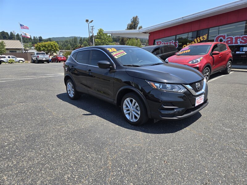 2020 Nissan Rogue Sport S - Photo 1 - Fortuna, CA 95540
