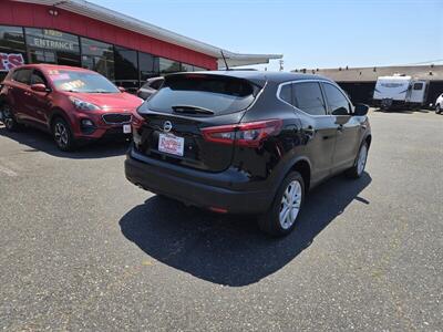 2020 Nissan Rogue Sport S   - Photo 7 - Fortuna, CA 95540