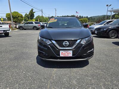2020 Nissan Rogue Sport S   - Photo 2 - Fortuna, CA 95540