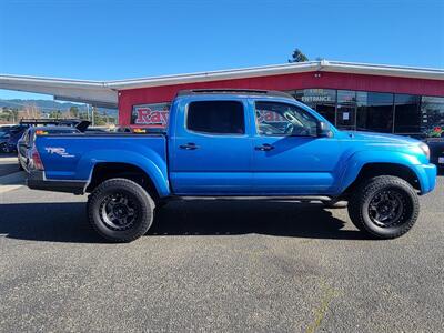 2006 Toyota Tacoma V6   - Photo 9 - Fortuna, CA 95540