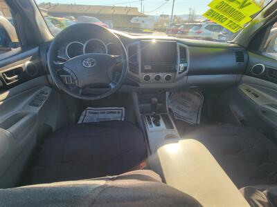 2006 Toyota Tacoma V6   - Photo 6 - Fortuna, CA 95540