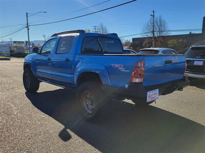 2006 Toyota Tacoma V6   - Photo 10 - Fortuna, CA 95540