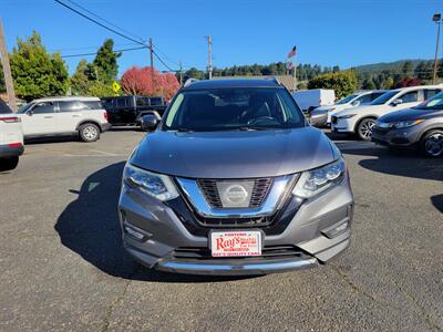 2017 Nissan Rogue SL   - Photo 2 - Fortuna, CA 95540
