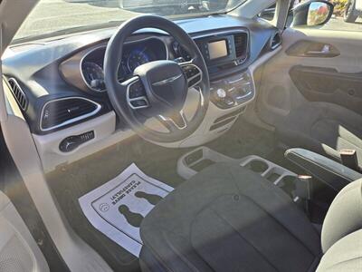 2017 Chrysler Pacifica LX   - Photo 7 - Fortuna, CA 95540