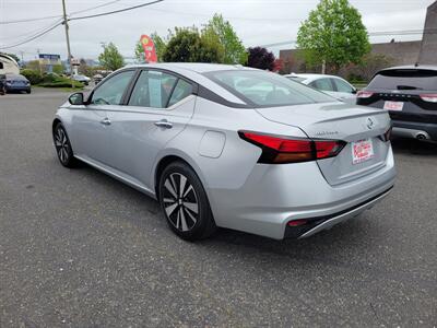 2021 Nissan Altima 2.5 SV   - Photo 11 - Fortuna, CA 95540