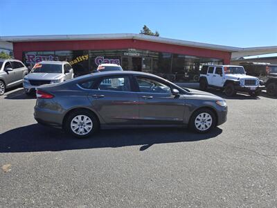 2020 Ford Fusion S   - Photo 10 - Fortuna, CA 95540