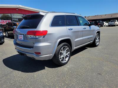 2020 Jeep Grand Cherokee Overland   - Photo 13 - Fortuna, CA 95540