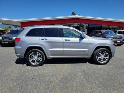 2020 Jeep Grand Cherokee Overland   - Photo 10 - Fortuna, CA 95540