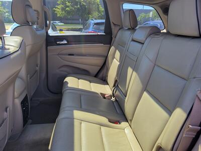 2020 Jeep Grand Cherokee Overland   - Photo 8 - Fortuna, CA 95540
