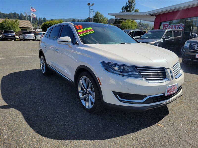 2017 Lincoln MKX Reserve   - Photo 1 - Fortuna, CA 95540