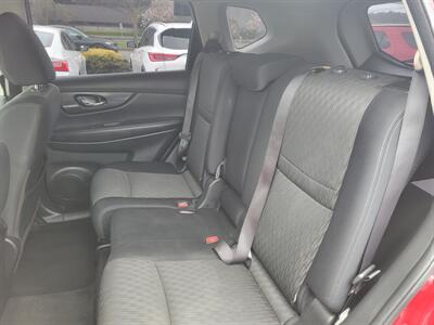 2017 Nissan Rogue S   - Photo 8 - Fortuna, CA 95540