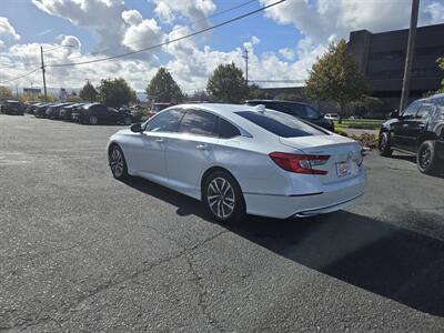 2019 Honda Accord Touring  Hybrid - Photo 11 - Fortuna, CA 95540