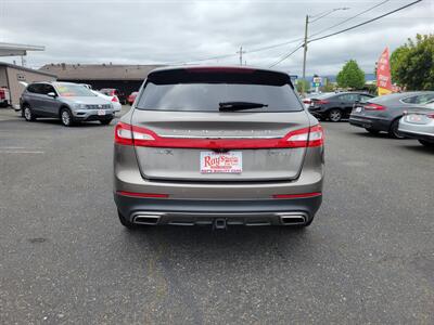 2017 Lincoln MKX Reserve - Photo 12 - Fortuna, CA 95540