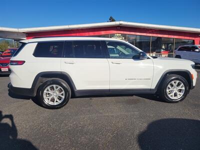 2023 Jeep Grand Cherokee L Limited   - Photo 11 - Fortuna, CA 95540
