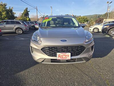 2021 Ford Escape SE   - Photo 2 - Fortuna, CA 95540