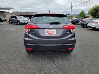 2017 Honda HR-V LX - Photo 12 - Fortuna, CA 95540