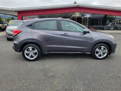 2017 Honda HR-V LX - Photo 10 - Fortuna, CA 95540
