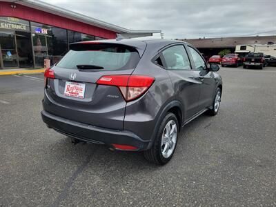 2017 Honda HR-V LX - Photo 13 - Fortuna, CA 95540