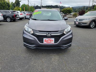 2017 Honda HR-V LX - Photo 2 - Fortuna, CA 95540