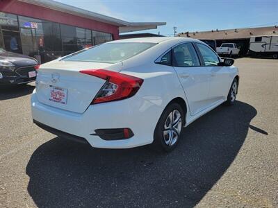 2016 Honda Civic LX   - Photo 13 - Fortuna, CA 95540