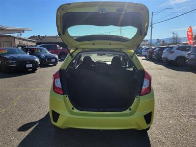 2016 Honda Fit LX - Photo 9 - Fortuna, CA 95540