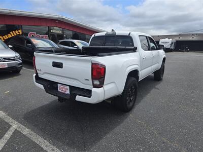 2019 Toyota Tacoma SR5 V6   - Photo 12 - Fortuna, CA 95540