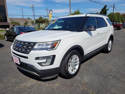 2017 Ford Explorer XLT   - Photo 3 - Fortuna, CA 95540