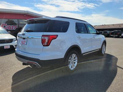 2017 Ford Explorer XLT   - Photo 14 - Fortuna, CA 95540