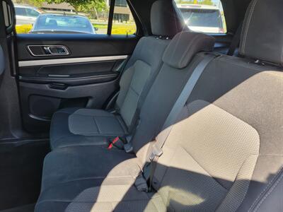 2017 Ford Explorer XLT   - Photo 8 - Fortuna, CA 95540