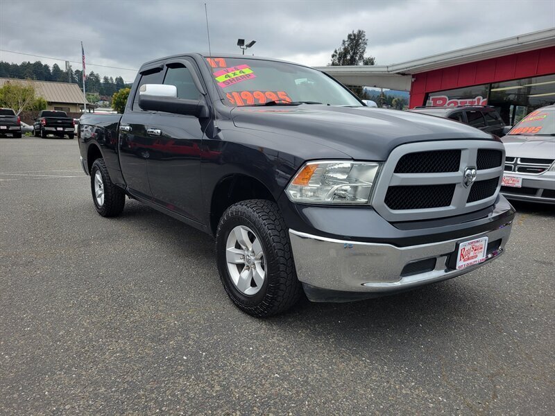 2017 RAM 1500 SLT 4x4 Quad Cab 6'4's photo