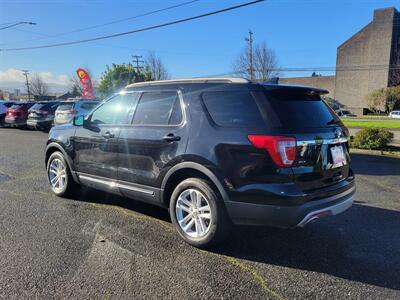 2016 Ford Explorer XLT   - Photo 12 - Fortuna, CA 95540