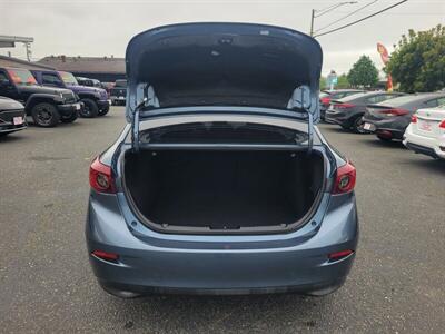 2015 Mazda Mazda3 i Touring - Photo 9 - Fortuna, CA 95540