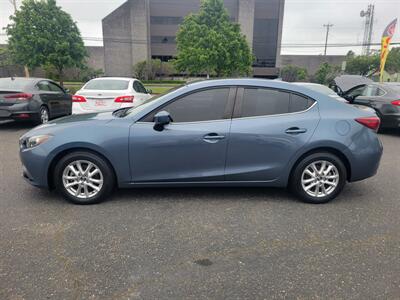 2015 Mazda Mazda3 i Touring - Photo 4 - Fortuna, CA 95540