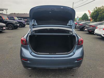 2015 Mazda Mazda3 i Touring - Photo 9 - Fortuna, CA 95540