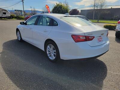 2018 Chevrolet Malibu LT   - Photo 11 - Fortuna, CA 95540