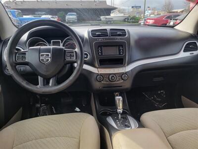 2017 Dodge Journey SE   - Photo 6 - Fortuna, CA 95540