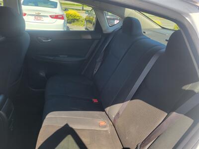 2019 Nissan Sentra S   - Photo 8 - Fortuna, CA 95540