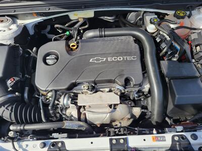 2018 Chevrolet Malibu LT   - Photo 5 - Fortuna, CA 95540