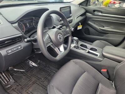 2022 Nissan Altima 2.5 SV   - Photo 7 - Fortuna, CA 95540