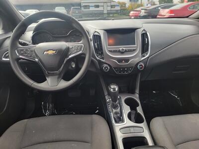 2018 Chevrolet Cruze LT Auto   - Photo 6 - Fortuna, CA 95540